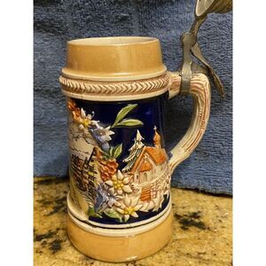 Made in‎ Germany Small Lidded Stein.  Boblingen Marketplatz Pictured Metal Lid